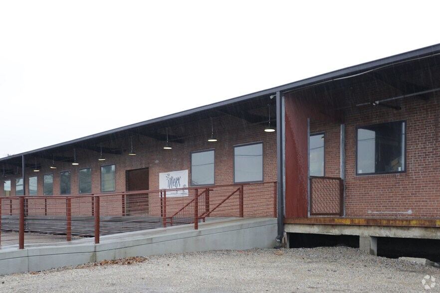 More Photos Of 1501 Burlington St, North Kansas City Warehouse For Lease