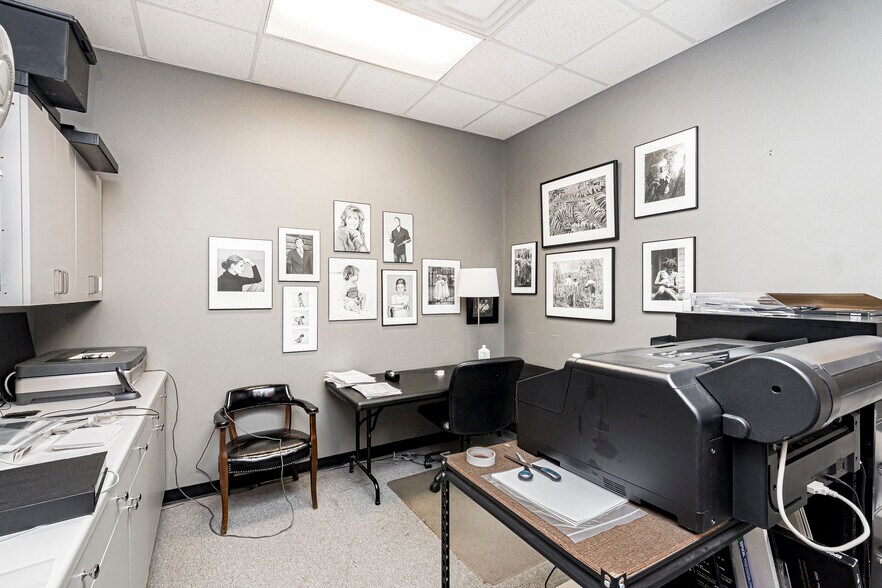 More Photos Of 4950 Government St, Baton Rouge General Retail For Sale