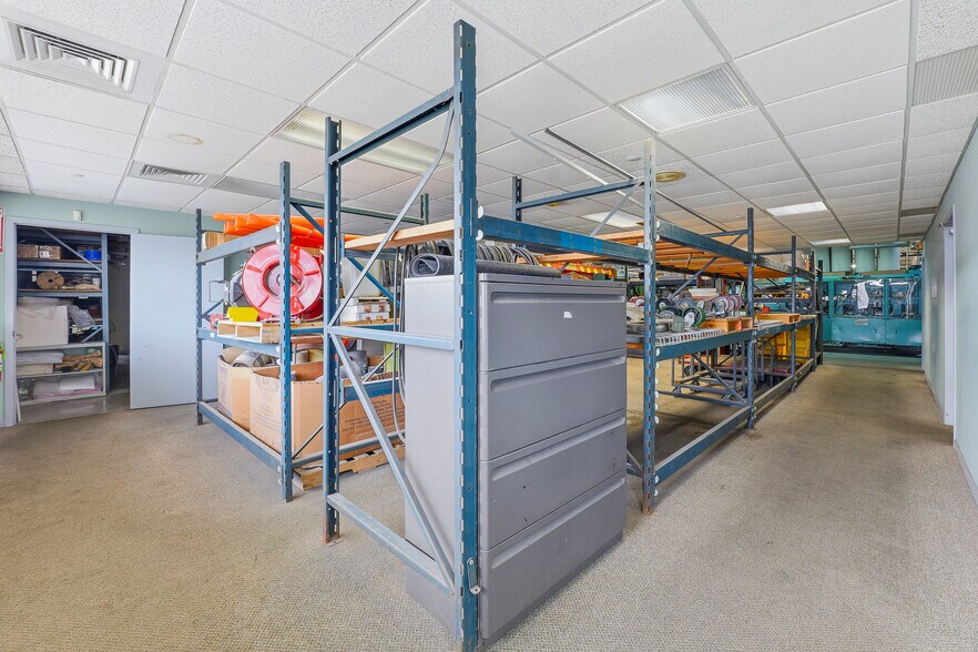 More Photos Of 100 Creative Way, Ripon Manufacturing For Sale