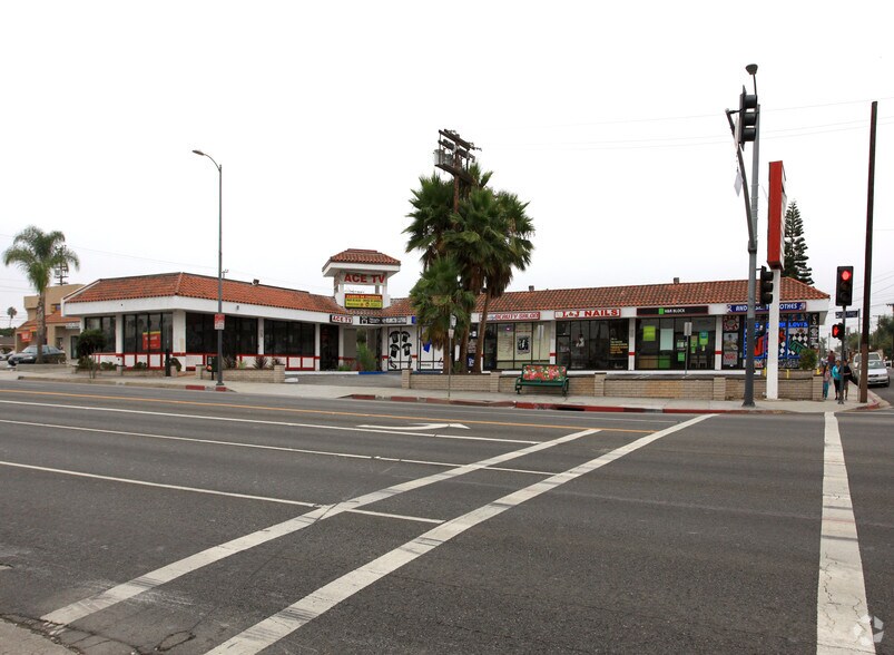 More Photos Of 350 W Pacific Coast Hwy, Wilmington Unknown For Lease