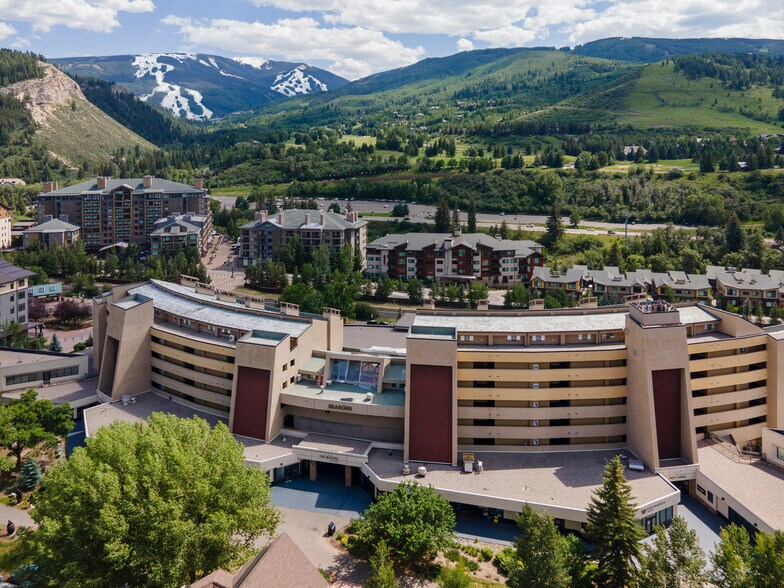 Primary Photo Of 137 Benchmark Rd, Avon Apartments For Sale