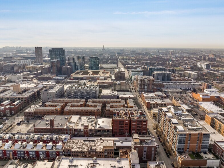 More Photos Of 21 S Racine Ave, Chicago Warehouse For Lease