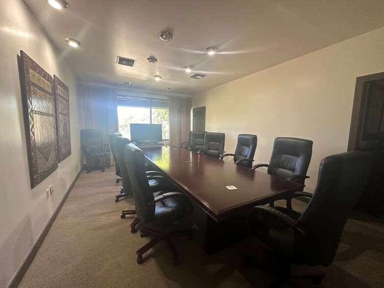 More Photos Of 601 N New York Ave, Winter Park Office For Lease
