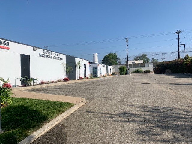 More Photos Of 647 E E St, Ontario Medical For Lease