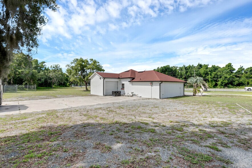 More Photos Of 334 E Myers Blvd, Mascotte Office For Sale