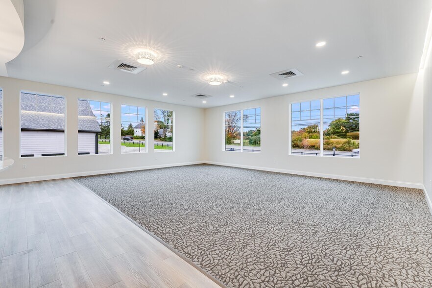 More Photos Of 1274 Osgood St, North Andover Office For Lease