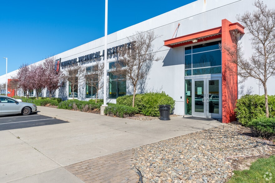 More Photos Of 4150 Duckhorn Dr, Sacramento Research And Development For Sale