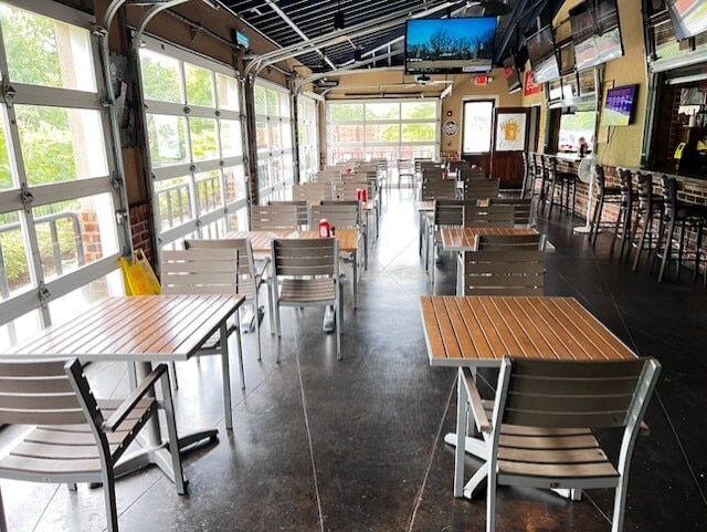 More Photos Of 6525 Whittlesey Blvd, Columbus Restaurant For Sale