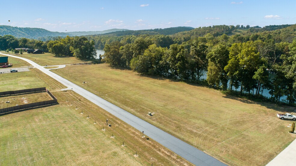 More Photos Of 1180 Cane Island Road, Flippin Land For Sale