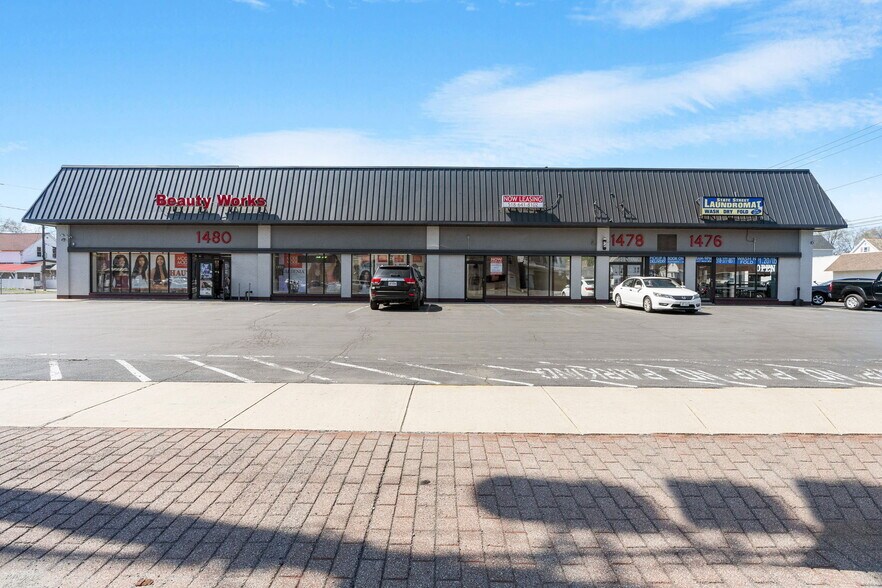 More Photos Of 1476-1480 State St, Schenectady Freestanding For Sale