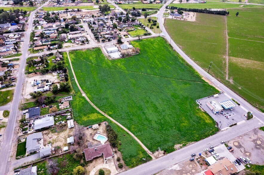 More Photos Of Lakeview Ave @ Ramona Expressway, Nuevo Land For Sale