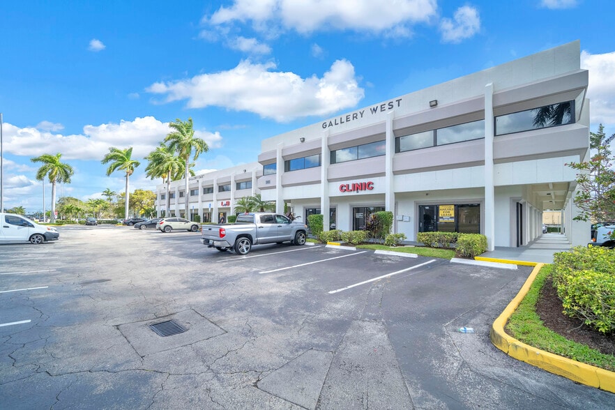 More Photos Of 3900 W Commercial Blvd, Fort Lauderdale Office For Lease