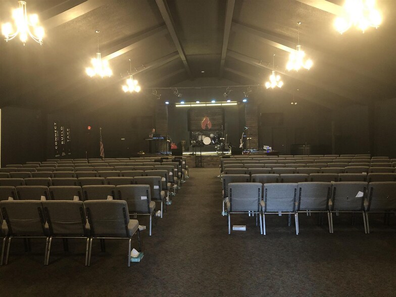 More Photos Of 6200 39th St, Groves Religious Facility For Sale