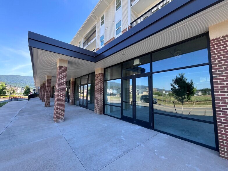 More Photos Of 1005 Heathercroft Cir, Crozet Apartments For Lease