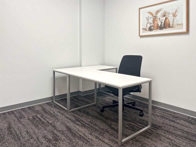 More Photos Of 1845 Town Center Blvd, Orange Park Coworking Space