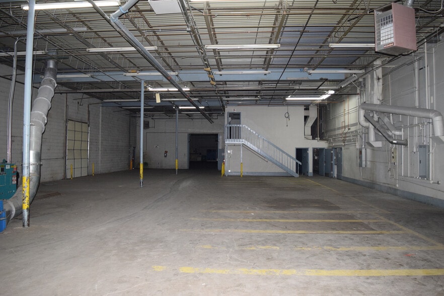 More Photos Of 4900 E 41st Ave, Denver Warehouse For Lease