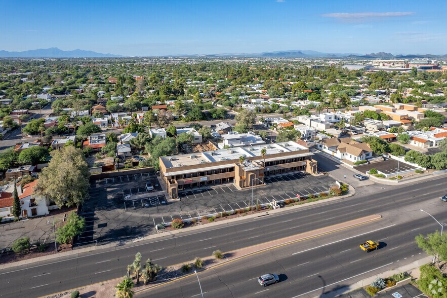 More Photos Of 2302 E Speedway Blvd, Tucson Medical For Lease