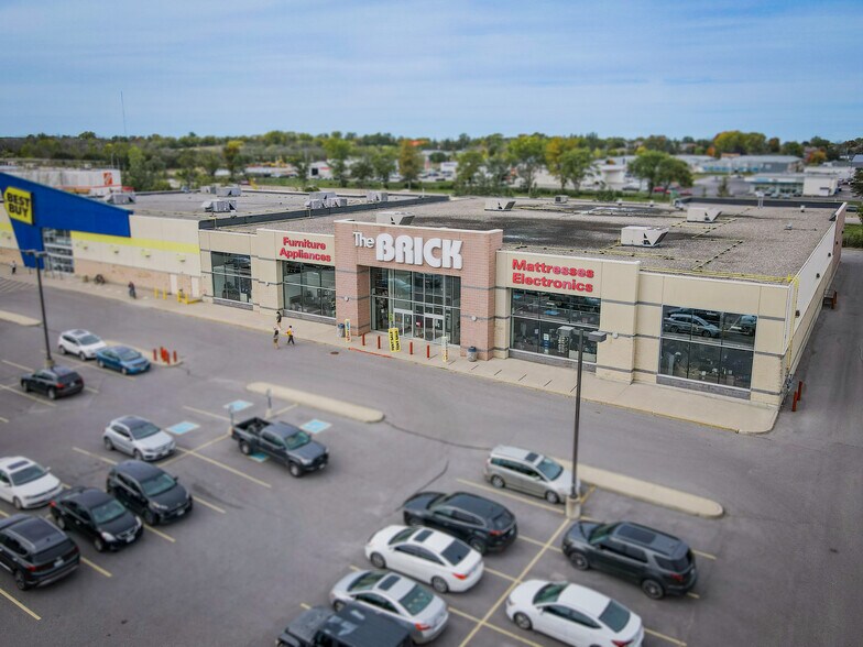 More Photos Of 218 Bell Blvd, Belleville Storefront For Lease