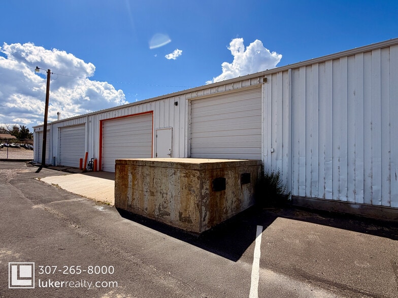 More Photos Of 1833 E Yellowstone Hwy, Casper General Retail For Sale