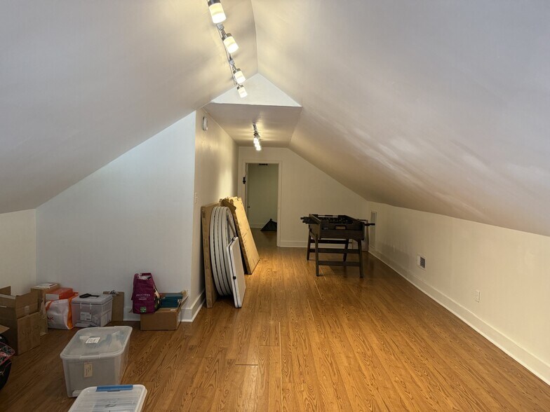 More Photos Of 734 Nashville Ave, New Orleans Freestanding For Lease