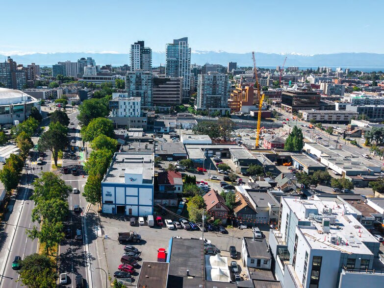 More Photos Of 738 Pembroke St, Victoria Land For Sale