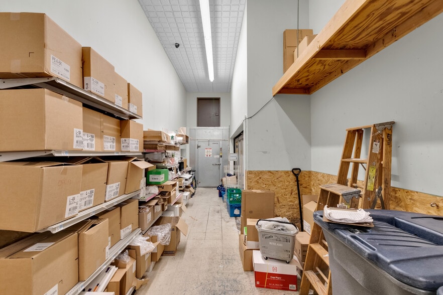 More Photos Of 1781 Stefko Blvd, Bethlehem Drugstore For Lease