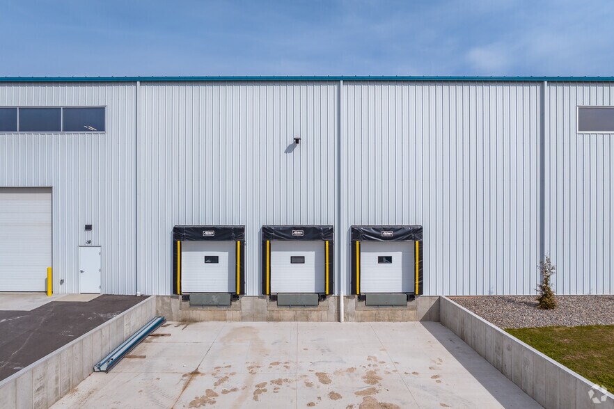 More Photos Of 3327 Horizon Dr, Sheboygan Warehouse For Sale