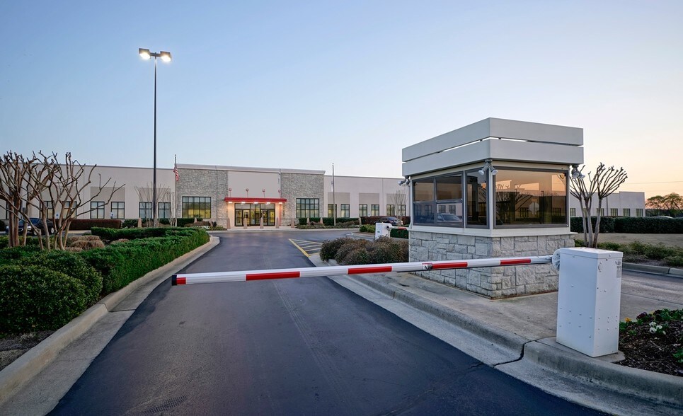 More Photos Of 475 Quality Cir, Huntsville Office For Lease