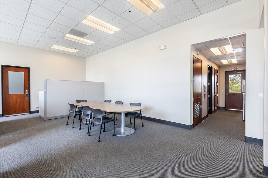 More Photos Of 600 American Way, Windsor Warehouse For Lease
