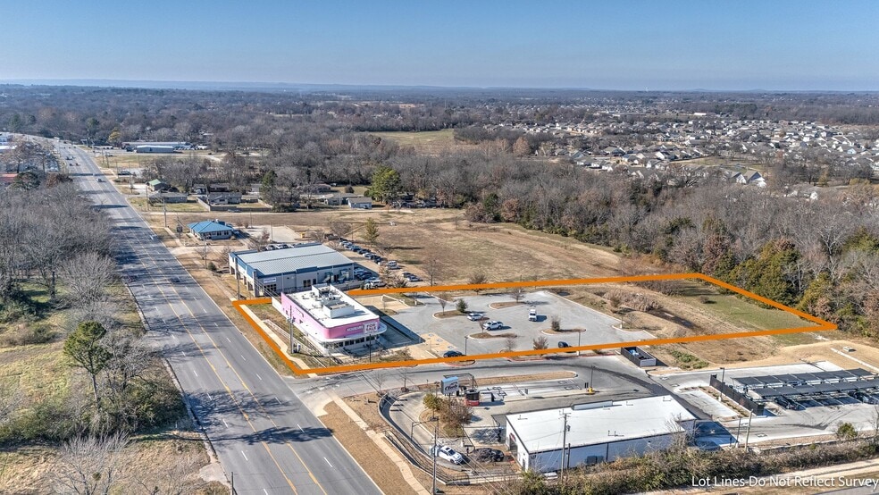 More Photos Of 4280 W Martin Luther King Blvd, Fayetteville Restaurant For Sale