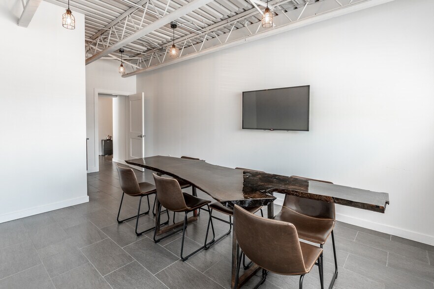 More Photos Of 800 Hilton Rd, Ferndale Loft Creative Space For Lease