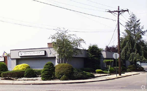 More Photos Of 289 Central Ave, Metuchen Medical For Lease