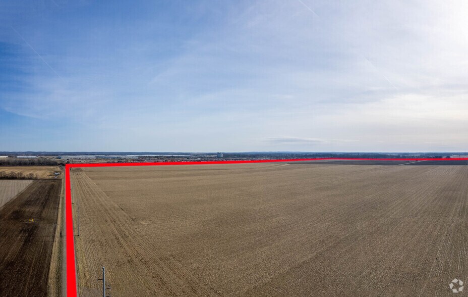 More Photos Of Rickenbacker South, Lockbourne Land For Sale