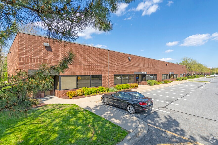 More Photos Of 910 Cromwell Park Dr, Glen Burnie Unknown For Lease