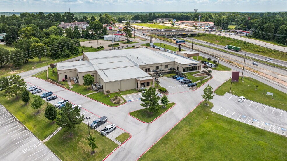 More Photos Of 540 Interstate 45 S, Huntsville Medical For Lease