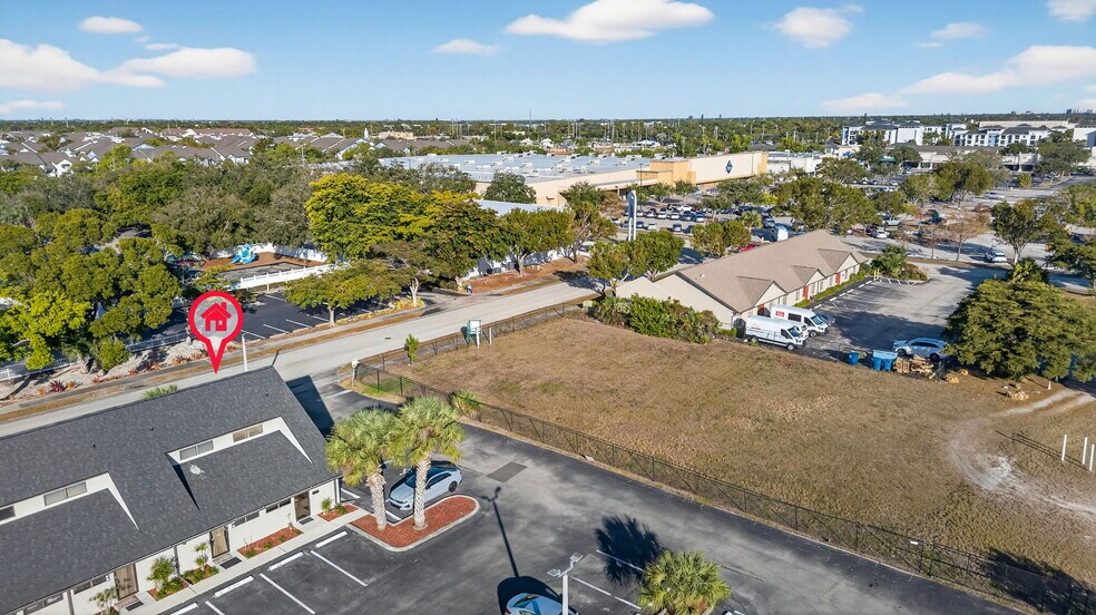 More Photos Of 5235 Ramsey Way, Fort Myers Office For Sale