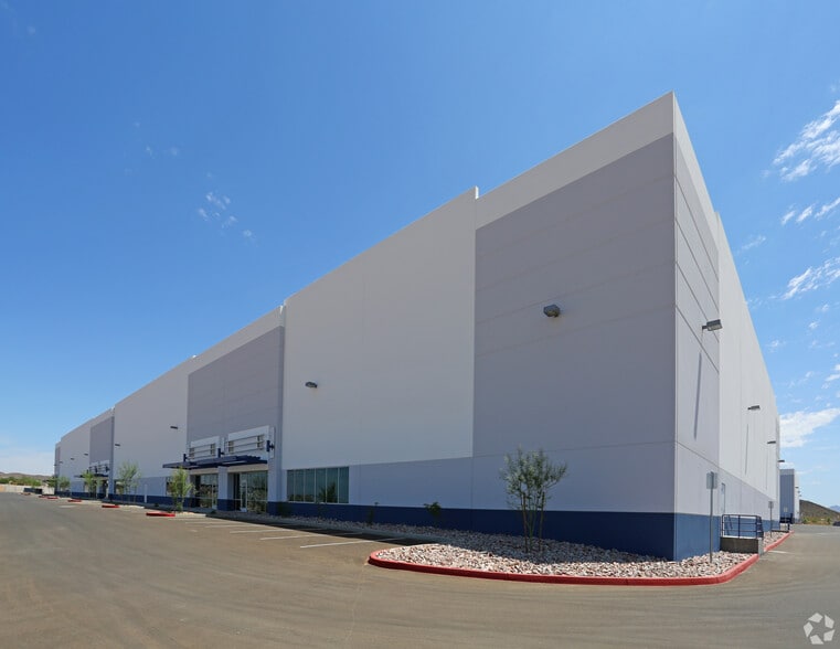 More Photos Of 325 E Pinnacle Peak Rd, Phoenix Unknown For Lease