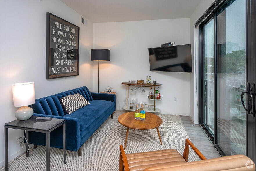 More Photos Of 2640 Nicollet Ave, Minneapolis Apartments For Sale