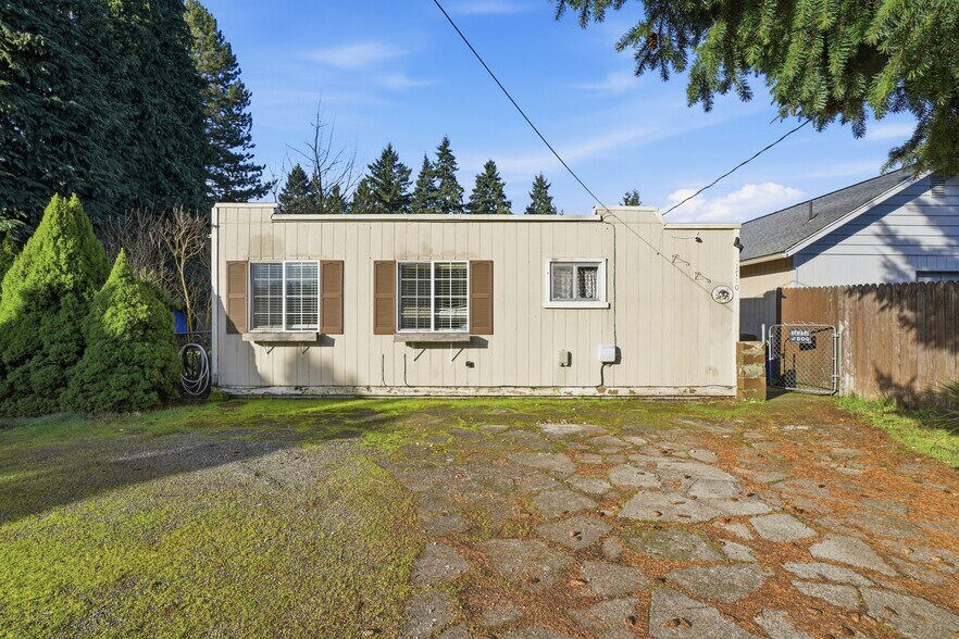 More Photos Of 1710 Bryant St, Vancouver Land For Sale
