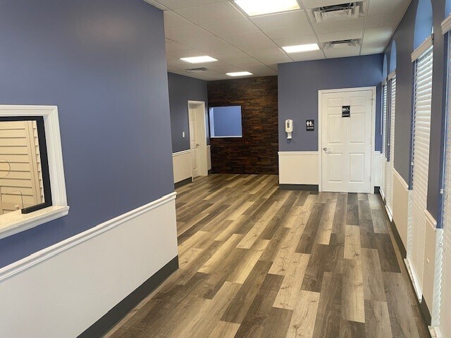 More Photos Of 1715 SE Tiffany Ave, Port Saint Lucie Medical For Lease