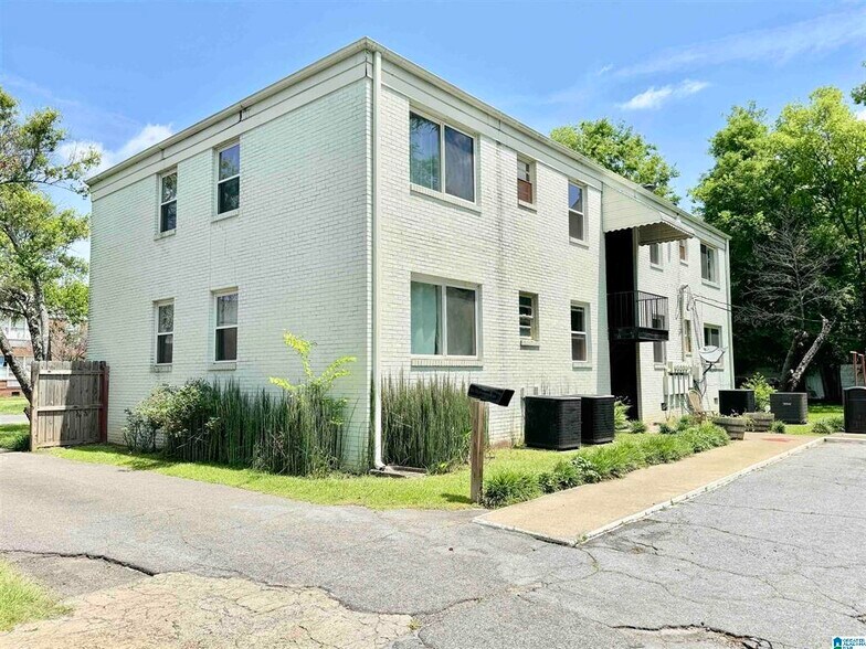 More Photos Of 115 Cotton Ave SW, Birmingham Apartments For Sale