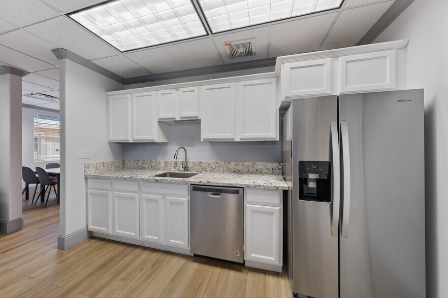 More Photos Of 4777 Caughlin Pky, Reno Office For Sale