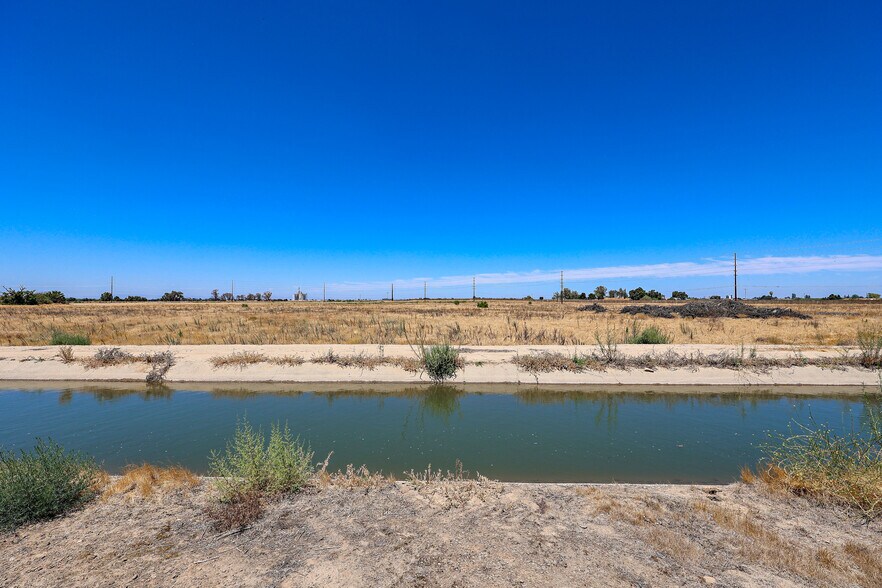 More Photos Of 1777 Bird Rd, Livingston Land For Sale