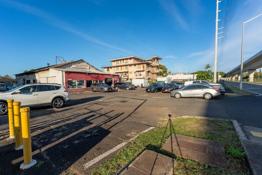 More Photos Of 98-391 Kamehameha Hwy, Aiea Auto Repair For Sale