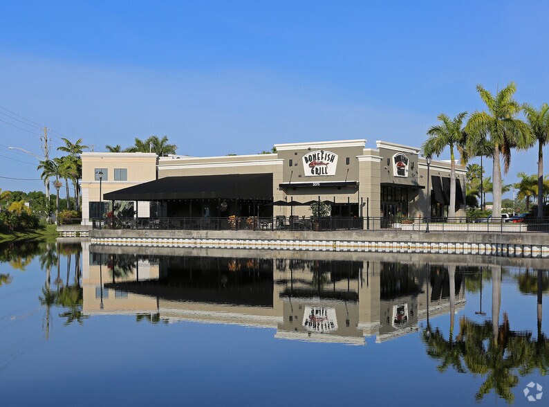 More Photos Of 2089 Indian River Blvd, Vero Beach Unknown For Lease