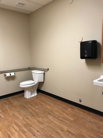 More Photos Of 610 W Hubbard St, Coeur d'Alene Office For Lease