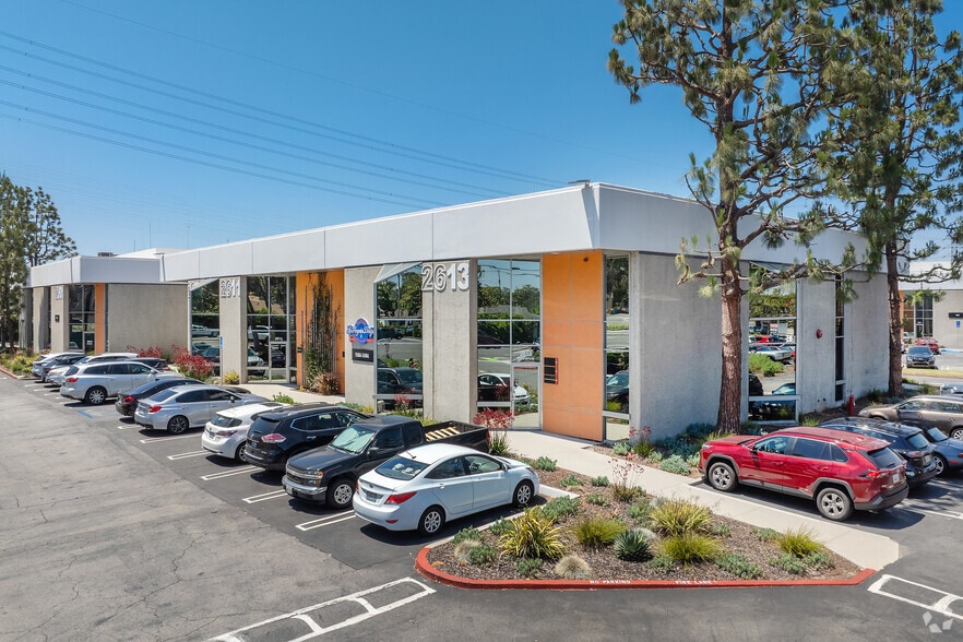 More Photos Of 2609-2627 Manhattan Beach Blvd, Redondo Beach Unknown For Lease