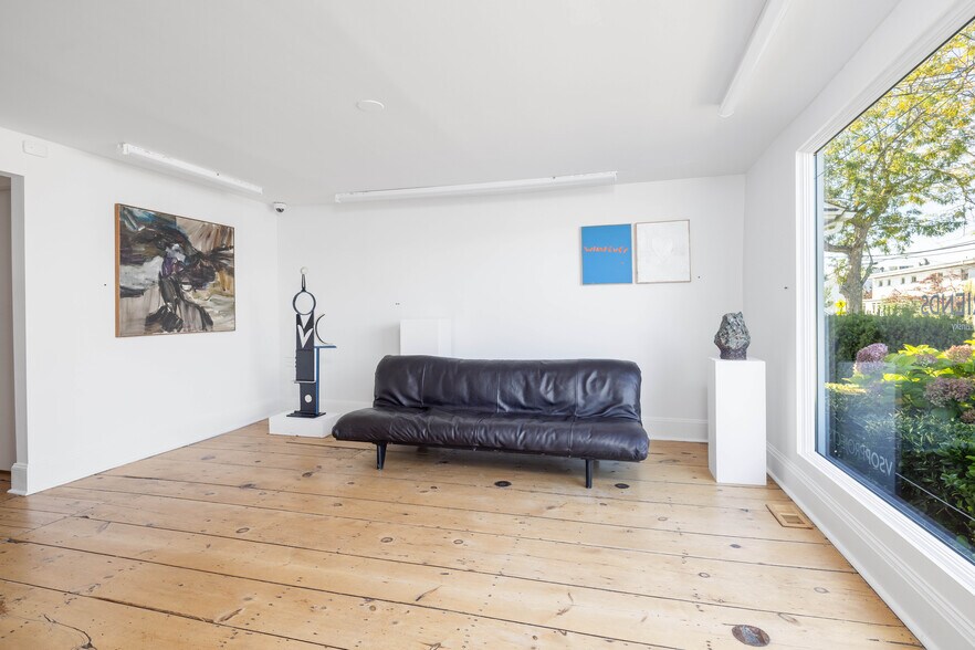 More Photos Of 311 Front St, Greenport Office Residential For Sale