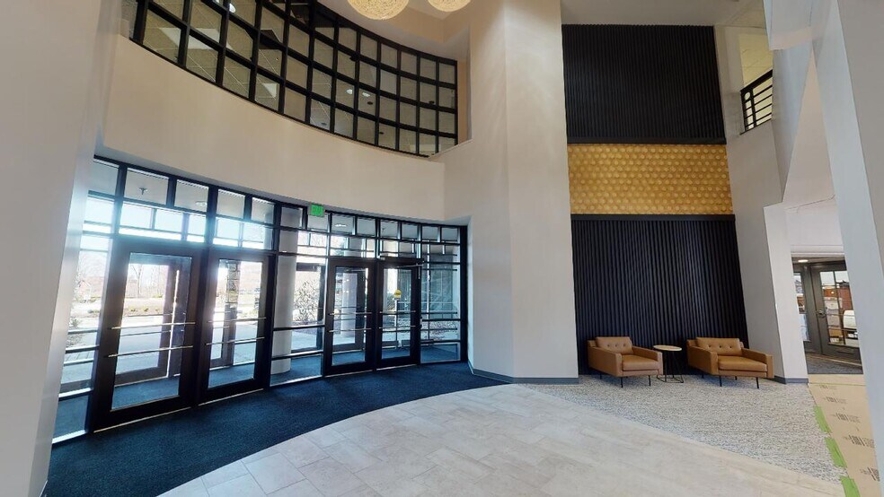 More Photos Of 8440 Allison Pointe Blvd, Indianapolis Office For Lease