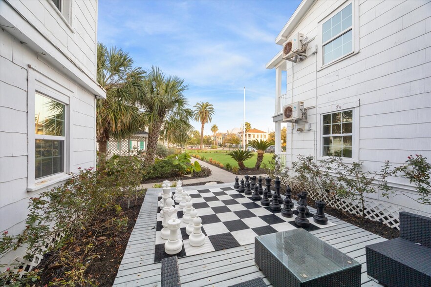 More Photos Of 1502 Market St, Galveston Hospitality For Sale